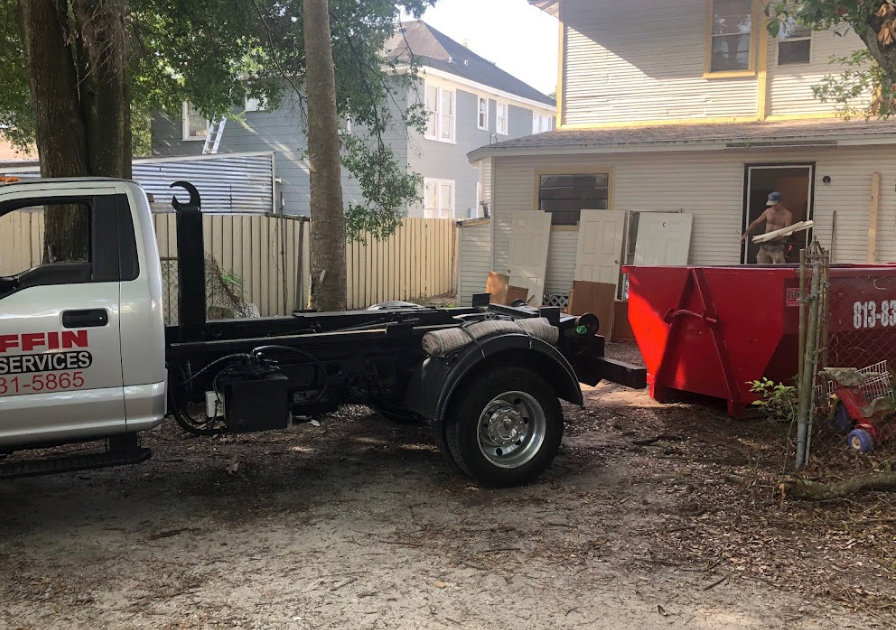 10 Yd Dumpster in Land O' Lakes, FL.